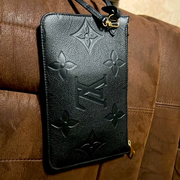 Authentic!! Louis Vuitton Wristlet in very good condition. Reposhing item - Picture 1 of 5